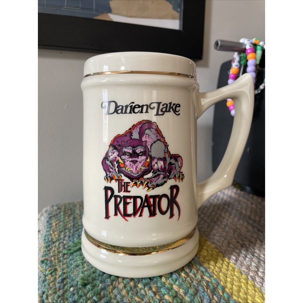 SIX FLAGS DARIEN LAKES NY THE PREDATOR ROLLER COASTER SOUVENIR MUG CUP